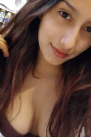 Pack De Maria Gomez Mostrando Las Tetas + Videos