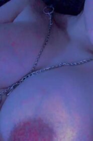 Pack Colegiala tetona manda videos masturbándose al novio y se filtran
