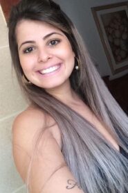 Deliciosa Compañera De Trabajo