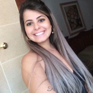 Deliciosa Compañera De Trabajo
