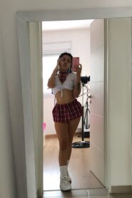 Mili Rica Streamer En Todas Las Poses