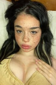 Pack de Pack De Jovencita Pecosa + 3 Videos