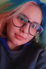 Pack de Rachel Divina Jovencita De Lentes + Video
