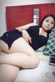 Pack de Rica Tetona De Colombia Mostrando Su Panocha Abierta + Full Nudes