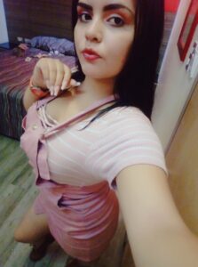 Ambar Puta Chichona + Videos Chupando Pija