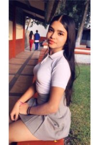 Camila una colegiala que te volverá loco