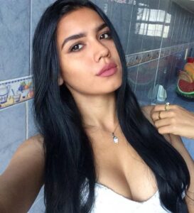 Shirley Mendez Morra Mostrando Ricas Tetas +Video Masturbandose