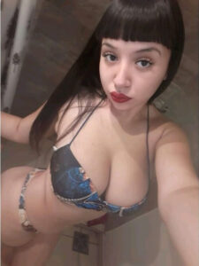 Argentina +18 Puta con Tremendas Tetas