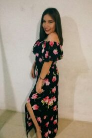 Karen Hernandez Mostrando Tetas +Video Masturbándose