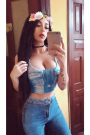 Pamela Rica Flaquita Chichona + 5 Videos