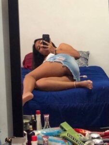 Mariana Zamora Presumiendo Culito