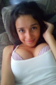 Pendejita Argentina Manda Fotos Desnuda