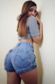 Sarahi Rica Morrita Presumiendo Culo +2 Videos