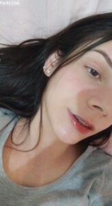 Melissa se masturba para todos