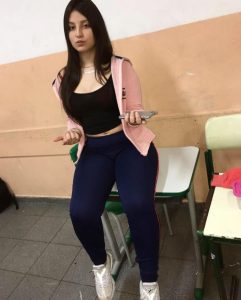 Anabel Hernandez Colegiala Culona