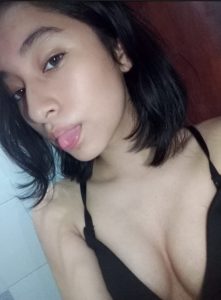 Cinthya Pascual Morrita Mostrando Tetas