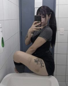 Kim @Error.proxy Otaku Tatuada +Vídeos