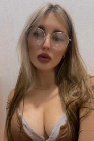 Lisa Sait Putita de Ricas Tetas +5 Videos – Parte2
