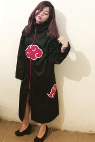 Morra otaku masturbándose
