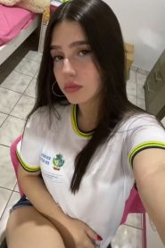 A la zorra de mi amiga se la cogen todos