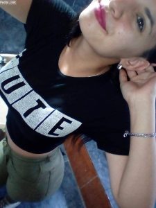 Me miras y te excitas
