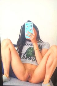 Papi ven y parteme la cuca con tu vergota