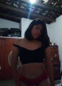 Edna Mariel Martinez Putipobre en Lenceria