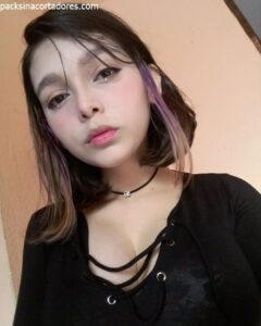 Sara Mostrando La Conchita