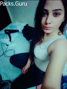 mostrando las bubies