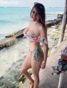 Hermosa Doctora Tetona filtrada